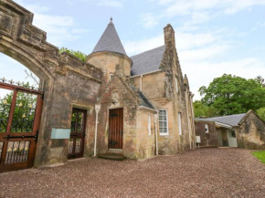 Golden Gates Lodge